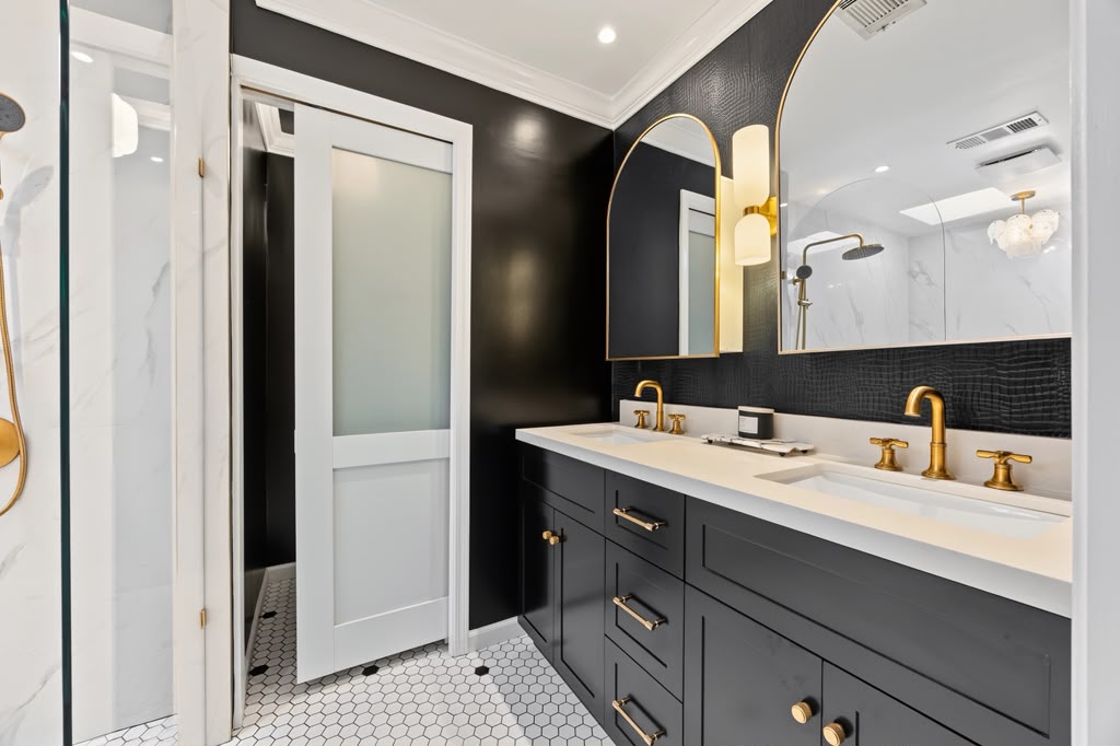 Showers project image